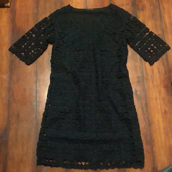 Massimo Dutti Dresses & Skirts - MASSIMO DUTTI dress with black lacy details